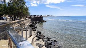 LE GRAU D'AGDE - Marche - Quai - Plage (68)